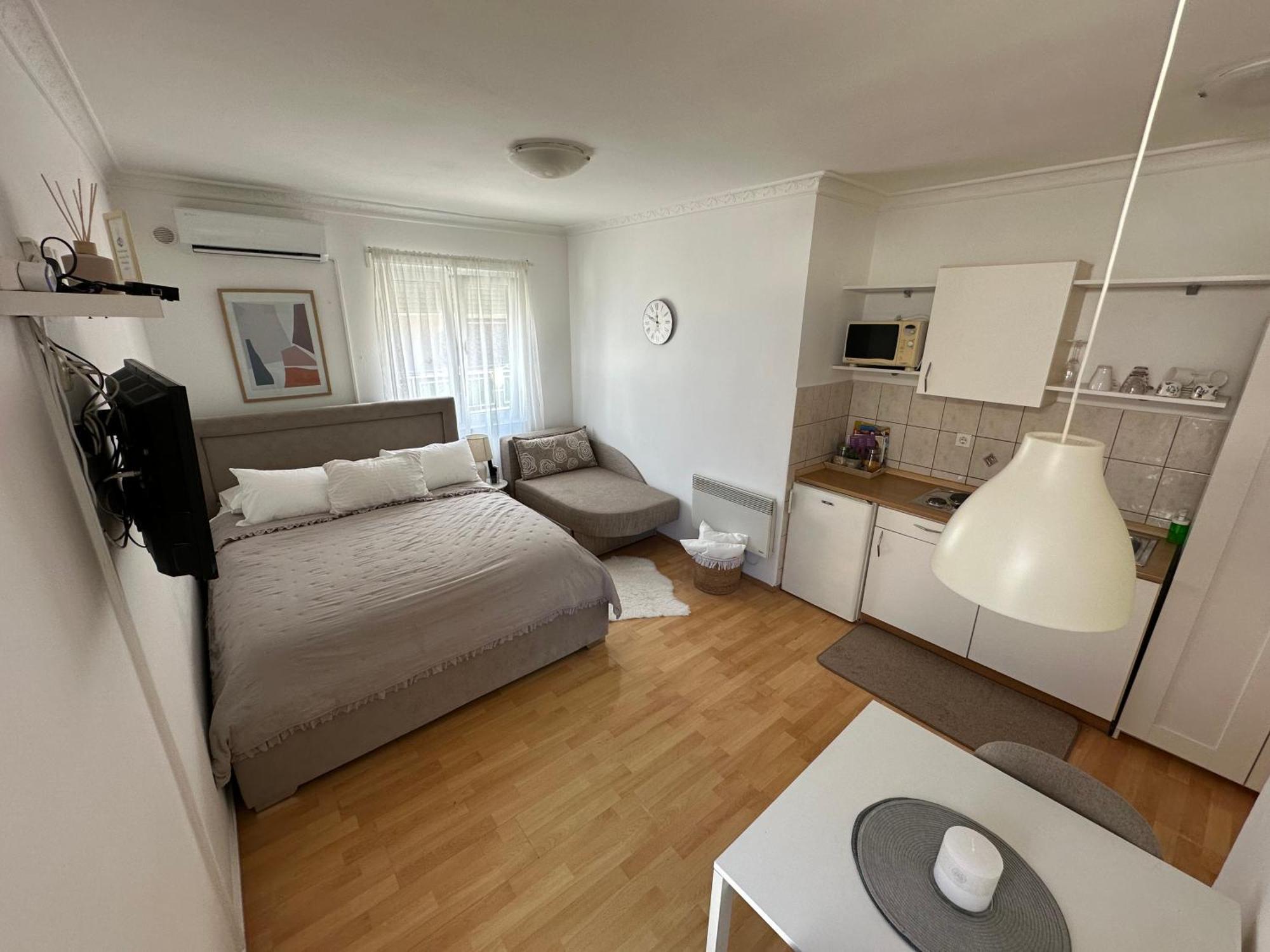 Apartments Charming زادار المظهر الخارجي الصورة