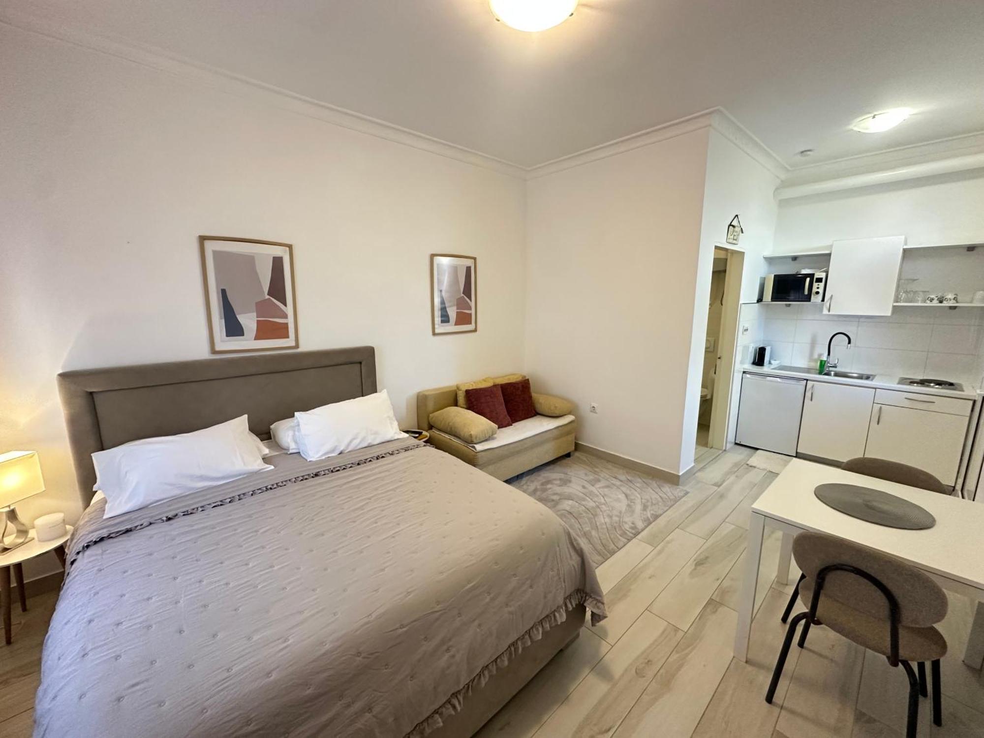 Apartments Charming زادار المظهر الخارجي الصورة